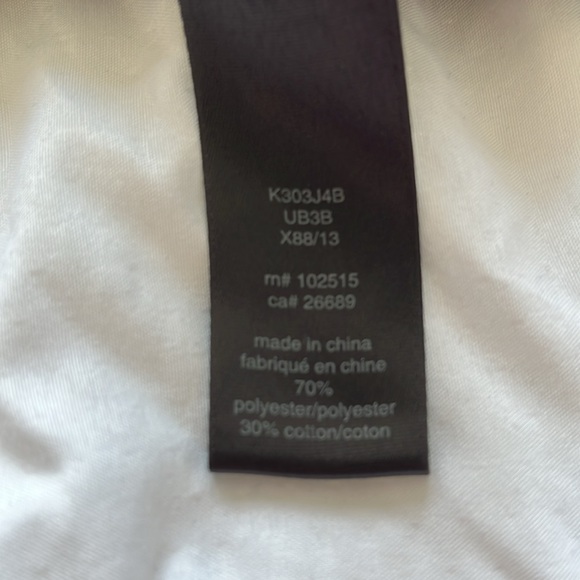 Red/ Burgundy John Varvatos light weight T - Picture 4 of 5